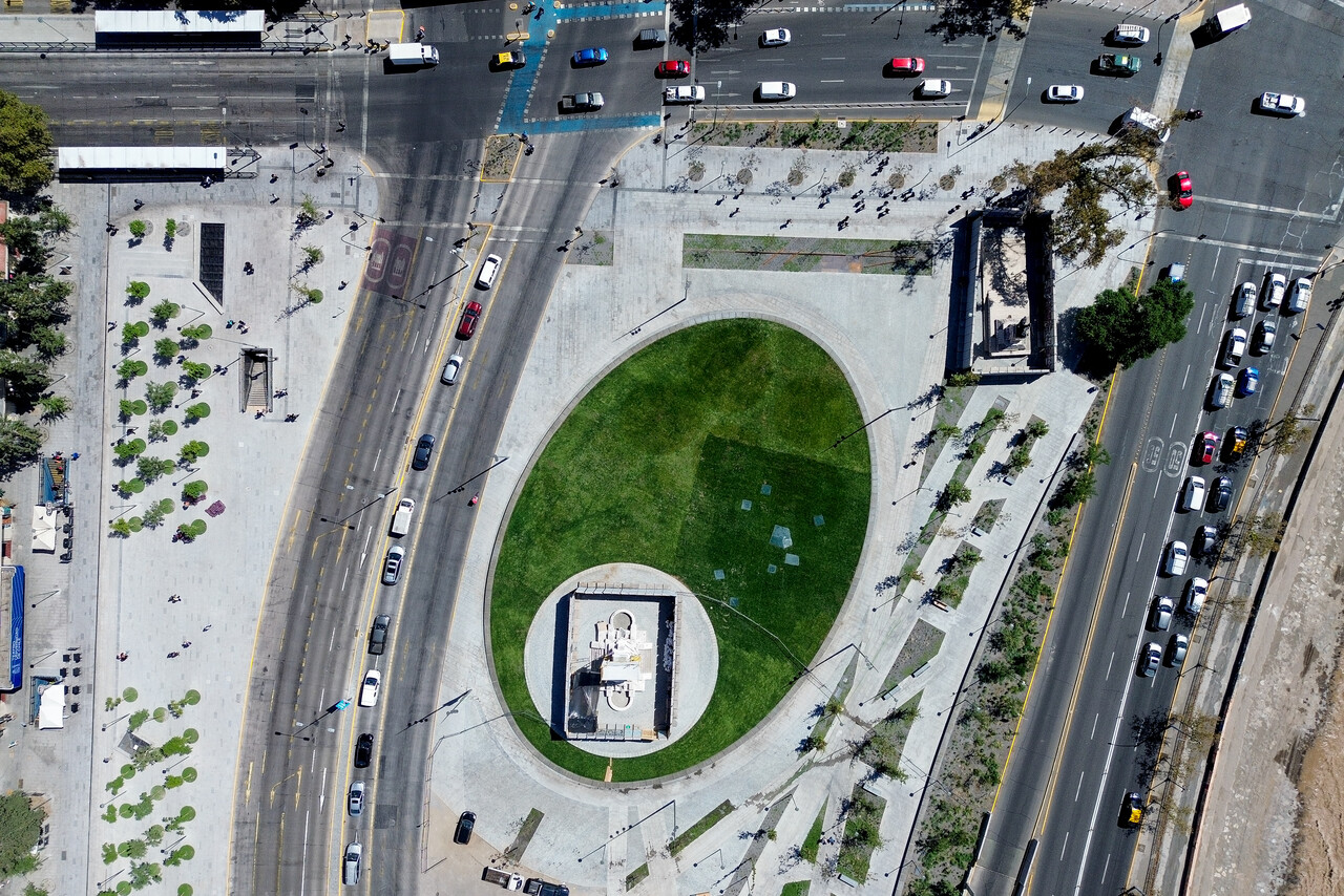 Así es el recién inaugurado proyecto Nueva Alameda Providencia: Tendrá 8.750 metros cuadrados de áreas verdes/Agencia Uno