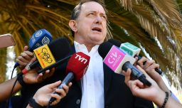 Autoridades visitan a damnificados del megaincendio en Viña del Mar para abordar plan de reconstrucción