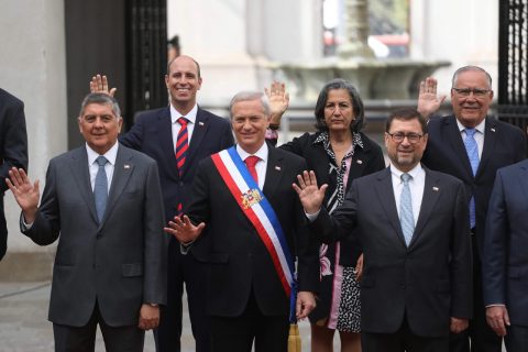 Kast debuta con un 47% de aprobación y su gabinete con un 36%, según encuesta Pulso Ciudadano