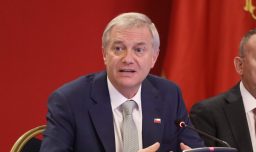 El día que el Presidente Kast apuntó a no realizar indultos en caso de llegar a La Moneda: Tuvo tenso intercambio con Jeannette Jara