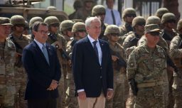 Presidente Kast monitorea en Arica las obras del "Plan Escudo Fronterizo": Ya comenzó la excavación de zanjas