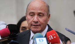 Ministro Quiroz confirma cobros a morosos del CAE con ingresos sobre $1,5 millones: “El tesorero tiene instrucciones”