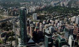 Imacec de enero cae 0,1% anual y arranca 2026 con retroceso en la producción de bienes