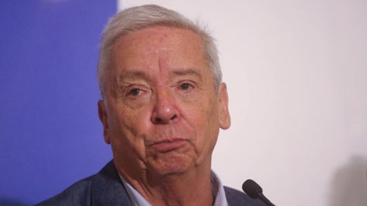 Carlos Ominami sobre plan económico de Kast: "No se puede rebajar la recaudación del impuesto corporativo sin que haya compensación"