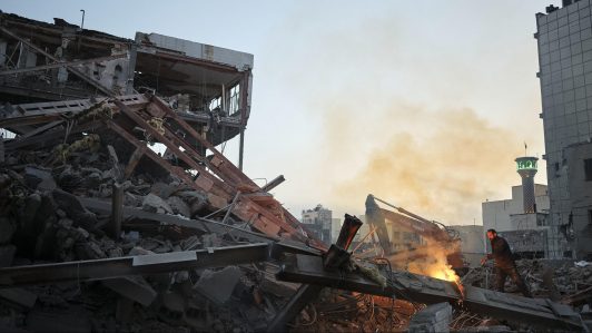 Estados Unidos insta a sus ciudadanos a salir de inmediato de países en Medio Oriente