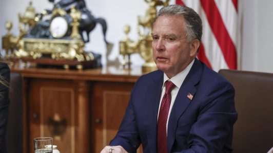 Enviado especial de Estados Unidos en Medio Oriente está “esperanzado” de que haya negociaciones con Irán esta semana