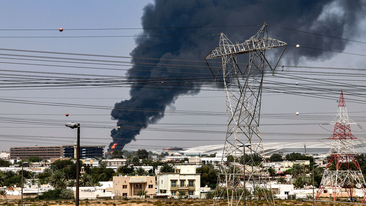 Irán amenaza con cerrar el Estrecho de Ormuz y destruir intereses de EE.UU. si Trump ataca sus centrales eléctricas