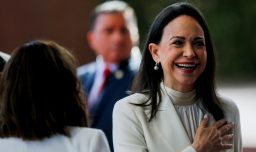 María Corina Machado pide que Chile ayude a sus compatriotas a volver a su país": "Son venezolanos de bien"