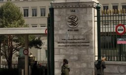 OMC advierte que Europa sería la región más golpeada por una guerra prolongada en Irán: Crecimiento caería 1,2 puntos