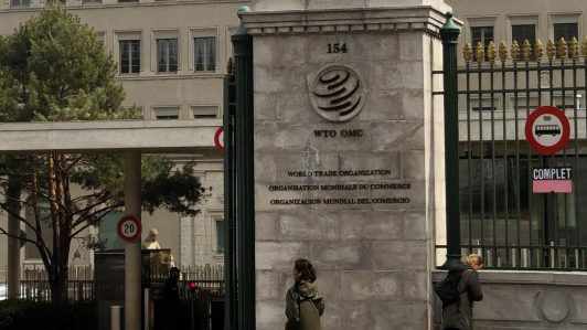 OMC advierte que Europa sería la región más golpeada por una guerra prolongada en Irán: Crecimiento caería 1,2 puntos