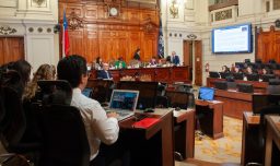 Diputada Urqueta (PDG) asume presidencia de Comisión de Mujer y se define como "14 votos de balanza" ante oficialismo y oposición