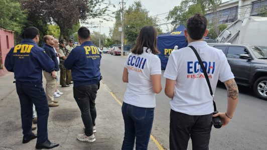 Macabro hallazgo en Quinta Normal: Encuentran cuerpo de mujer maniatada frente a la casa de la alcaldesa Karina Delfino