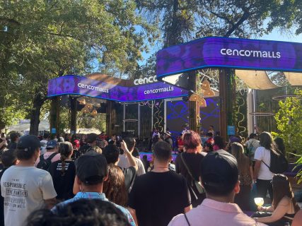 Los Tetas prendieron el Lounge de Lollapalooza 2026 con un show de funk nostálgico y energía arrolladora