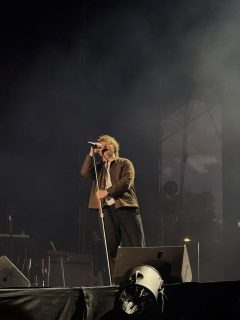 Lewis Capaldi hizo de la emoción su mayor fuerza en Lollapalooza Chile 2026