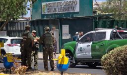 "Intentó proteger a los niños, abrazó a algunos": Los dramáticos testimonios del ataque en un colegio de Calama que terminó con una inspectora muerta