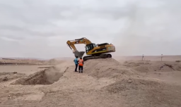 Perú también excava una zanja en la frontera con Chile, pero con un motivo distinto