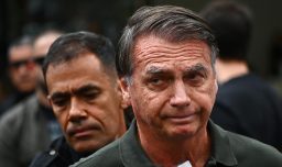 Brasil: Hospital informa que Jair Bolsonaro se mantiene en la UCI para tratar una "neumonía bacteriana bilateral"