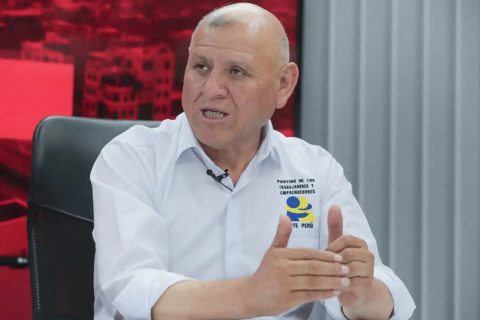 Fallece en accidente de tránsito el candidato presidencial peruano Napoleón Becerra cuando se dirigía a actividad de campaña