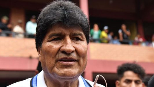 Adherentes de Evo Morales aumentan vigilias en el centro de Bolivia ante posible detención