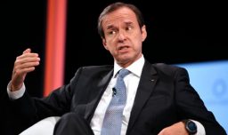 Jorge “Tuto” Quiroga califica como un “gesto hostil” las zanjas del gobierno de Kast en la frontera: “Ojalá que reflexionen”