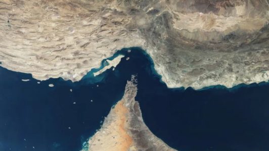 Conflicto en Medio Oriente: la importancia del estrecho de Ormuz y los costos que podría enfrentar Trump por la guerra con Irán