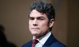 “No puedo, con la conciencia tranquila, apoyar la guerra en Irán”: Renuncia un alto funcionario de inteligencia de EE.UU.