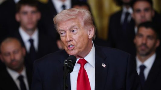 Donald Trump afirma que el resultado de la guerra con Irán “será una baja de los precios del petróleo y el gas”