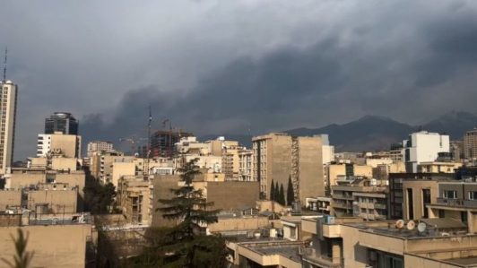 El consulado ruso en Irán fue dañado durante un ataque a un edificio del gobierno local, dice Rusia