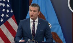 La Casa Blanca dice que Estados Unidos no busca atacar civiles, pero no descarta ser responsable del bombardeo de una escuela de niñas iraní