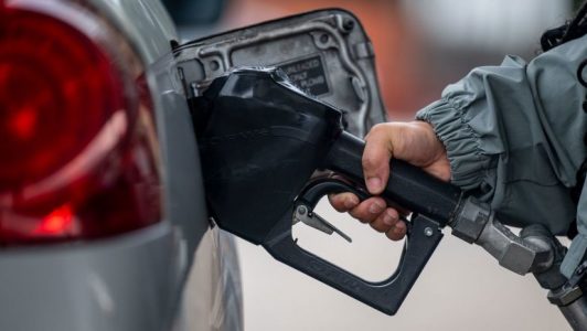 ¿Qué esperar del precio del petróleo y la gasolina en medio del conflicto entre Estados Unidos e Irán?