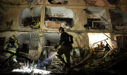 Misil iraní impacta edificio en Dimona, ciudad vinculada a instalaciones nucleares de Israel