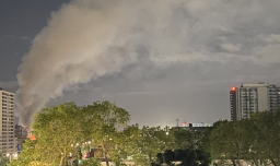 Incendio afecta a galería del centro de Concepción y moviliza a casi todo el Cuerpo de Bomberos