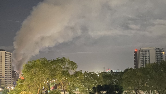 Incendio afecta a galería del centro de Concepción y moviliza a casi todo el Cuerpo de Bomberos