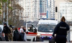 Al menos seis muertos tras balacera y toma de rehenes en supermercado de Ucrania