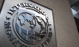 FMI mejora proyección para Chile: Crecimiento del PIB llegaría a 2,4% en 2026