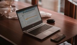 Señales claras de que tu notebook ha quedado atrás: la IA, su potencia y el soporte determinan el momento de renovarlo.