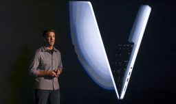 El fin de una era en Apple: John Ternus reemplazará a Tim Cook como CEO a partir de septiembre