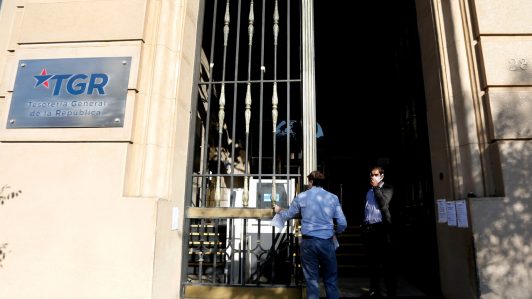 Tesorería comienza proceso de cobro a deudores del CAE: Hay más de 550 mil morosos