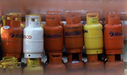 Gobierno anuncia entrega de balones de gas para familias del 80% más vulnerable ante histórica alza de precios de combustibles