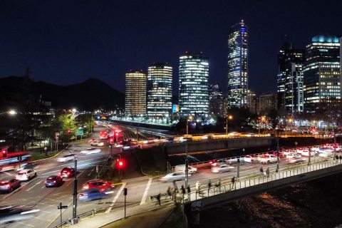 Ingresa plan de reconstrucción al Congreso: Pymes y todas las empresas pagarán 23% en impuestos