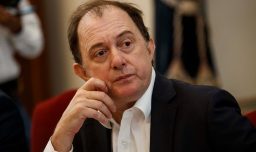 Ministerio de Vivienda abre sumario y suspende a un funcionario tras informe sobre irregularidades de Contraloría