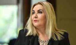 "Claramente contradictorio" y "actitud de rayezuelo, más que estadista": Diputada Jiles por eventuales indultos del gobierno