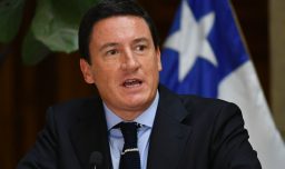 Squella duda de la versión del rector de la UACh tras agresión a ministra de Ciencia y apunta a su "perfil activista"