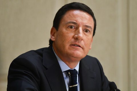 Squella (Republicano) apunta a "errores" en envío de oficios por cierre de programas: "Llamaría al Segundo Piso a que tomara las riendas"