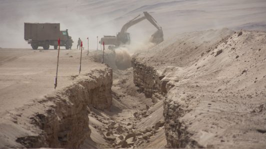 Plan Escudo Fronterizo: Construcción de zanja en la frontera norte llegó a 12 kilómetros