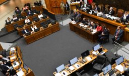 Ley Miscelánea: Diputado Coloma (UDI) dice que se debe avanzar "muchísimo" en permisología