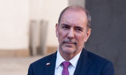 De Grange apunta a exministro Muñoz por cable Chile-China: “No tomó conciencia de lo que significaba el documento que firmó”