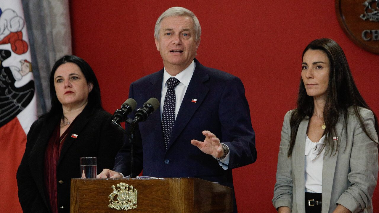 Gobierno presentó proyectos sobre seguridad escolar: Busca que condenados por delitos no puedan acceder a gratuidad universitaria