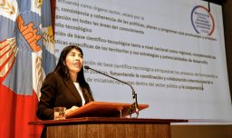 “Nunca anunciamos que íbamos a cortar Becas Chile”: Ministra Lincolao aclara que medida sigue en evaluación