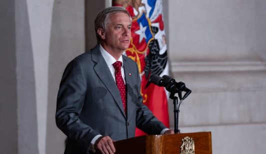 Cadem revela división por Plan de Reconstrucción: 49% a favor, 46% en contra y mayoría cree que medidas deben discutirse por separado